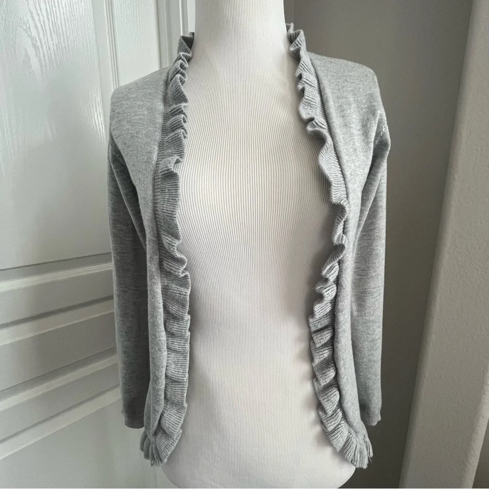 Girls ruffled gray cardigan. - Picture 4 of 6